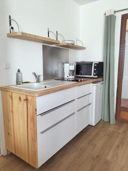 Studio Neuf A La Campagne Apartment Bressols Bagian luar foto